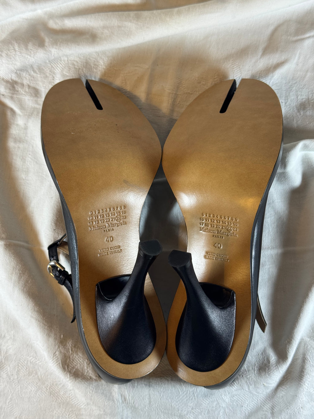 Tabi Bourgeoise Heels Black