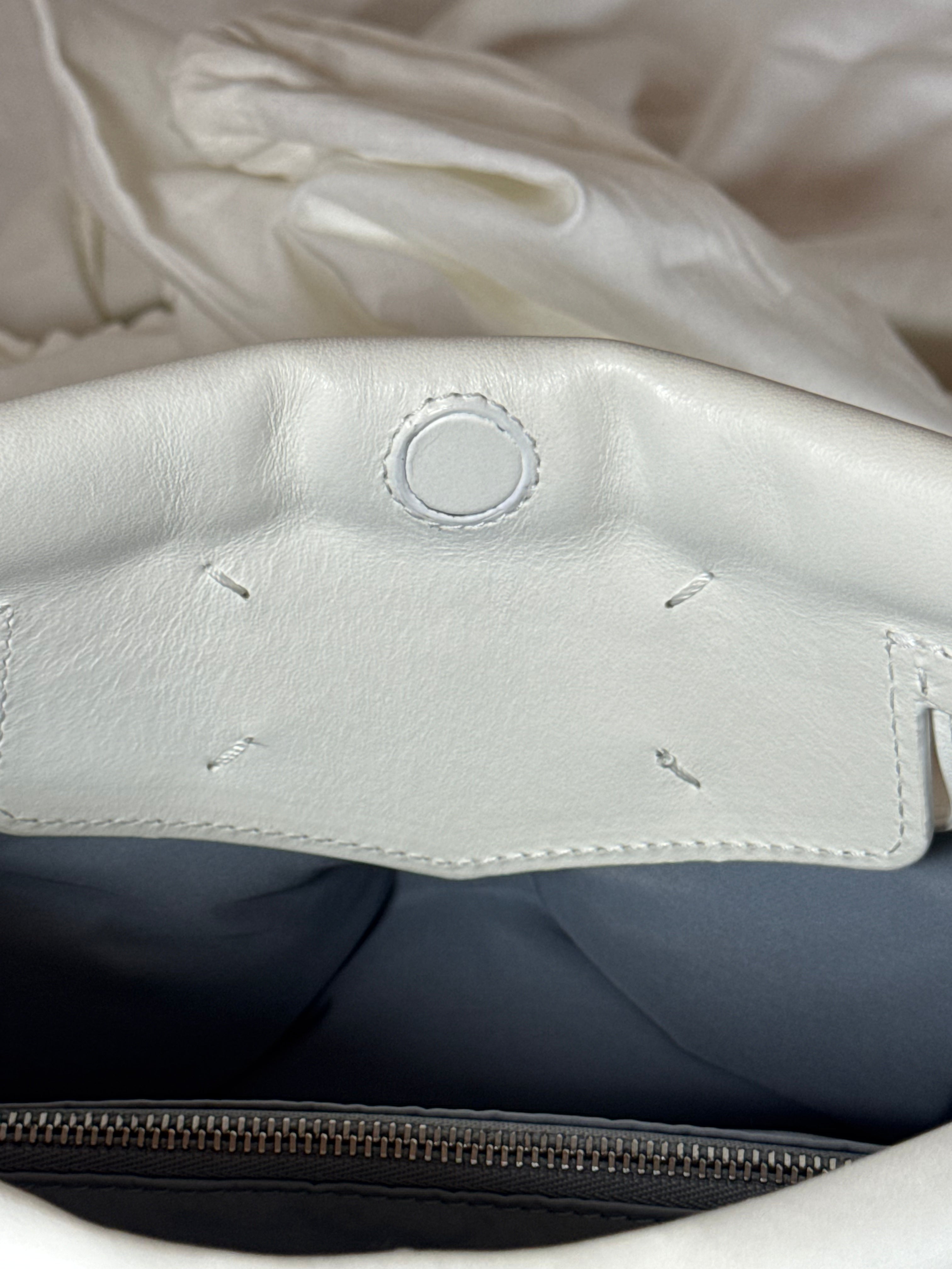 Glam Slam Classic Medium Crossbody Handbag White