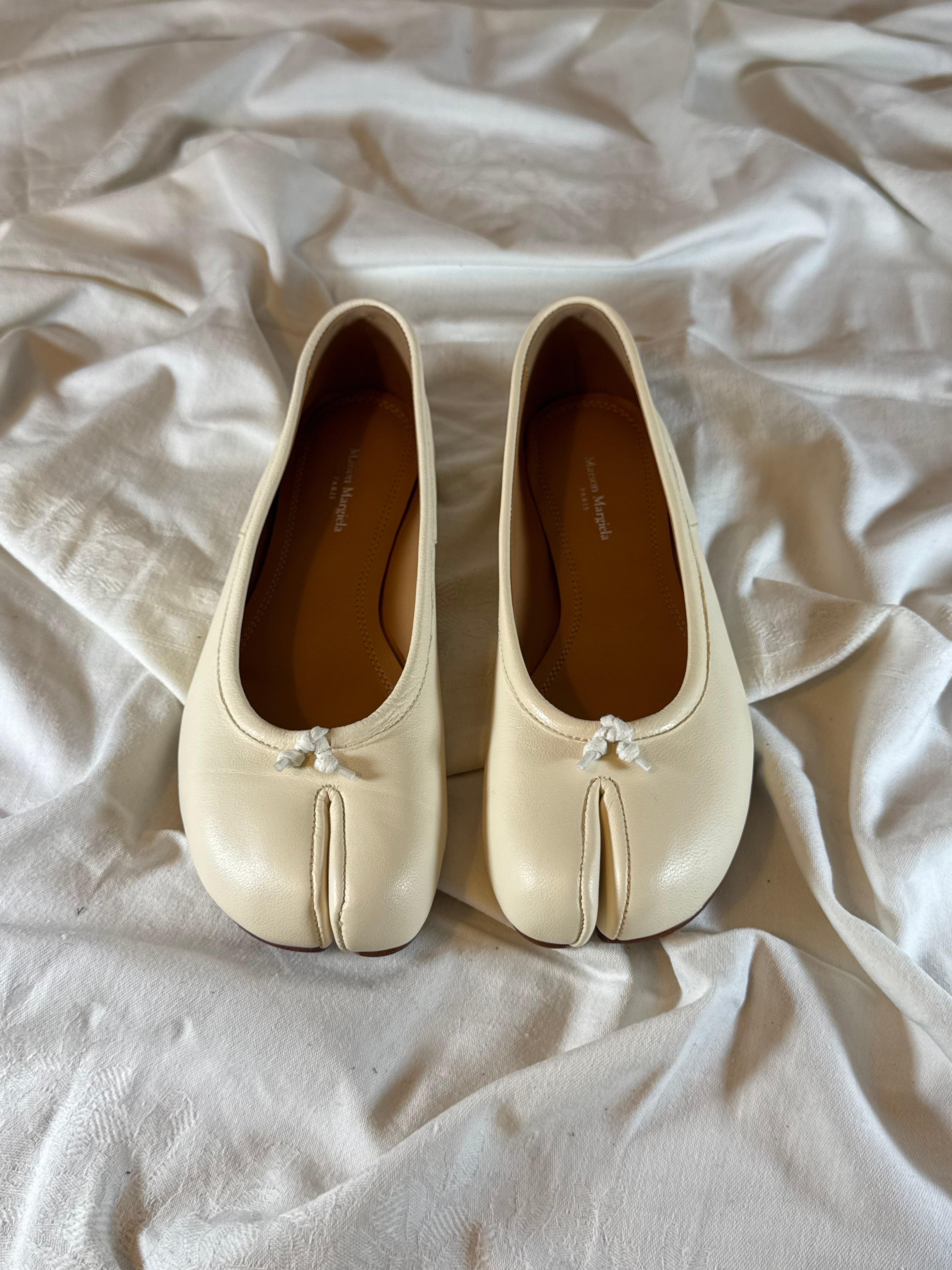 Tabi Ballet Flat Cream