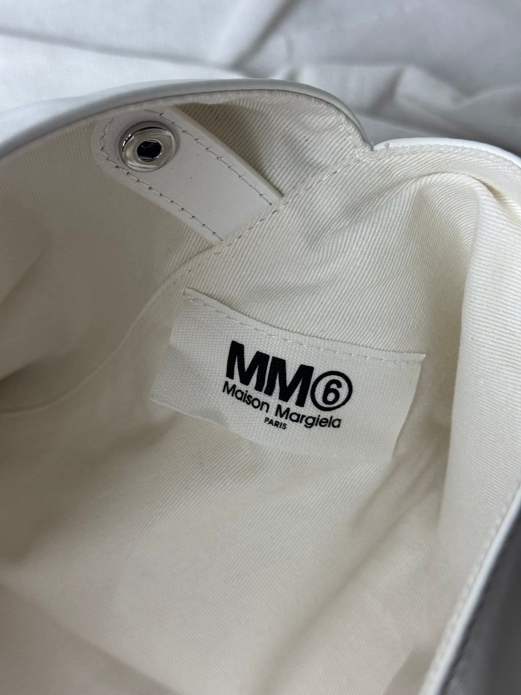 MM6 Japanese Classic Handbag Sketches White