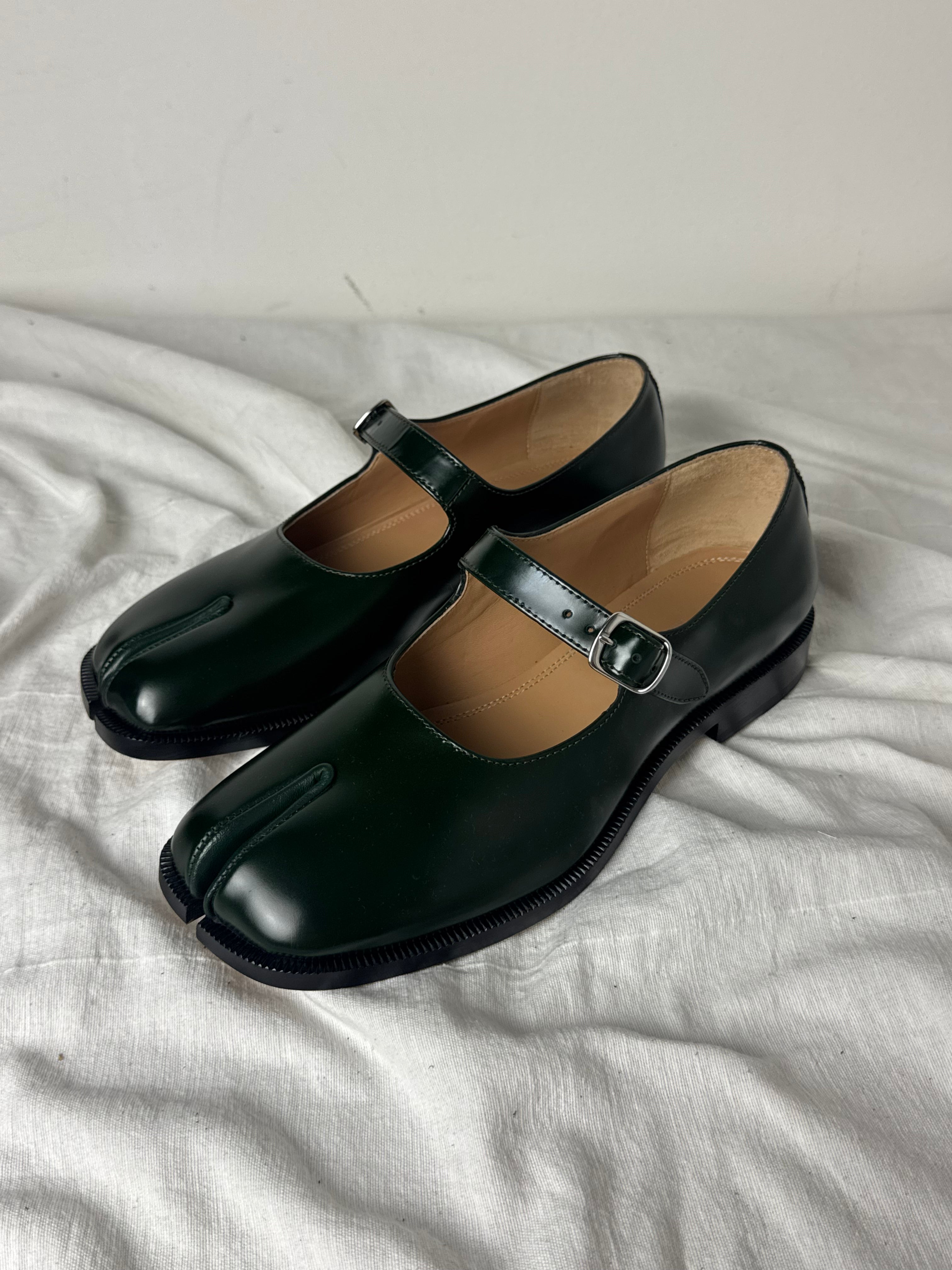 Tabi Mary Jane Chasseurs Green / Black
