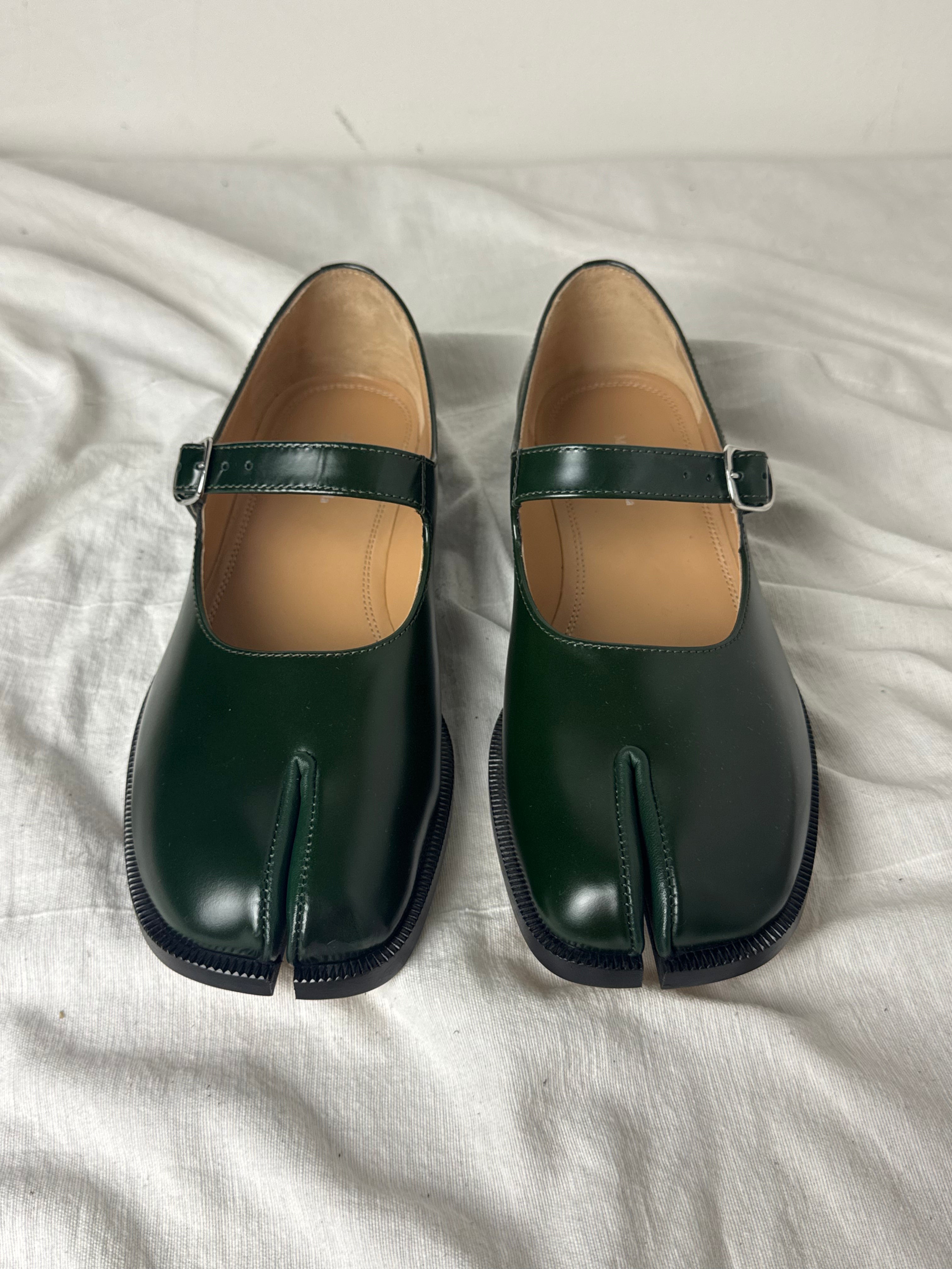 Tabi Mary Jane Chasseurs Green / Black