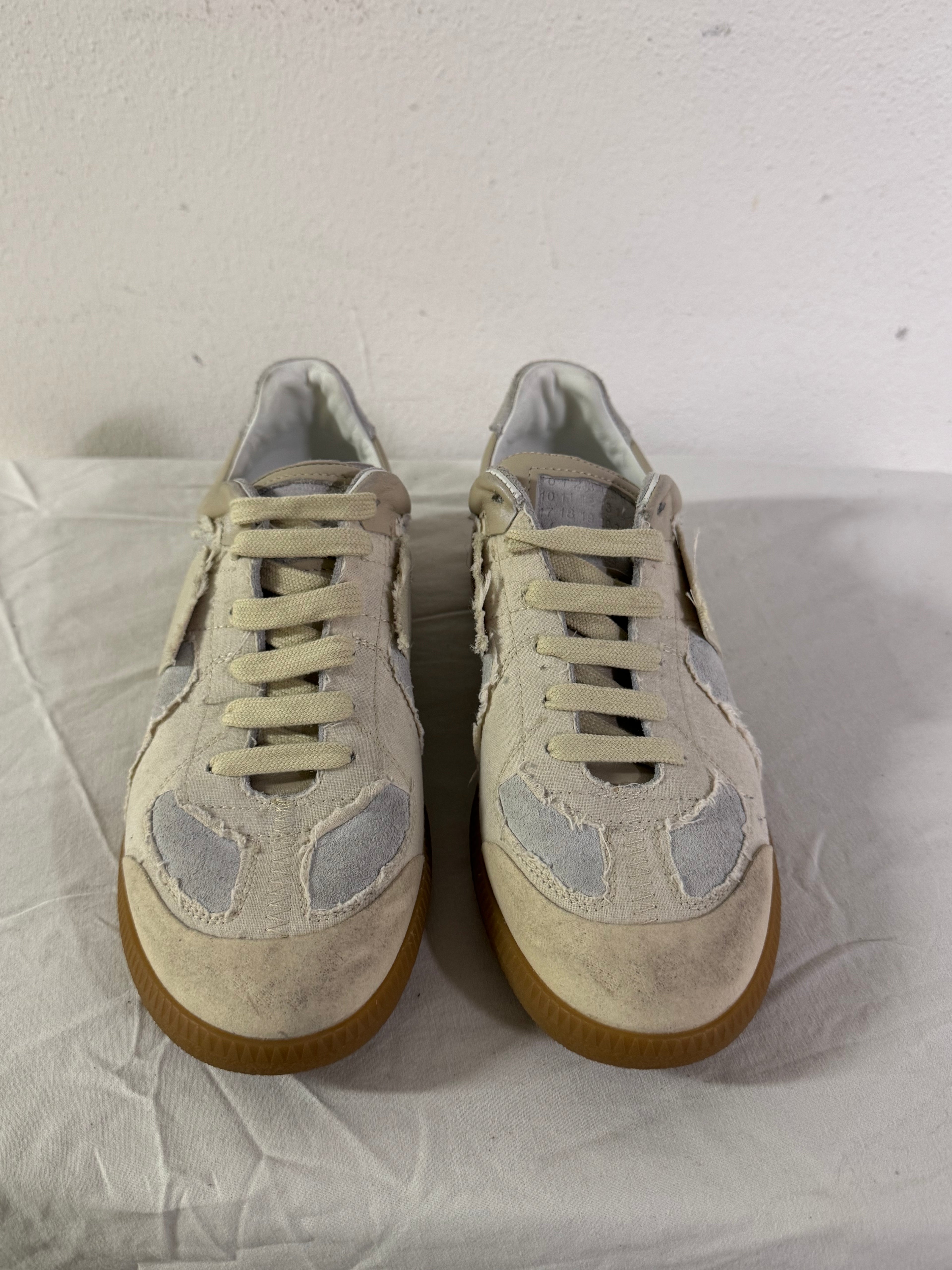 REPLICA GAT Low-Top Sneakers Inside Out