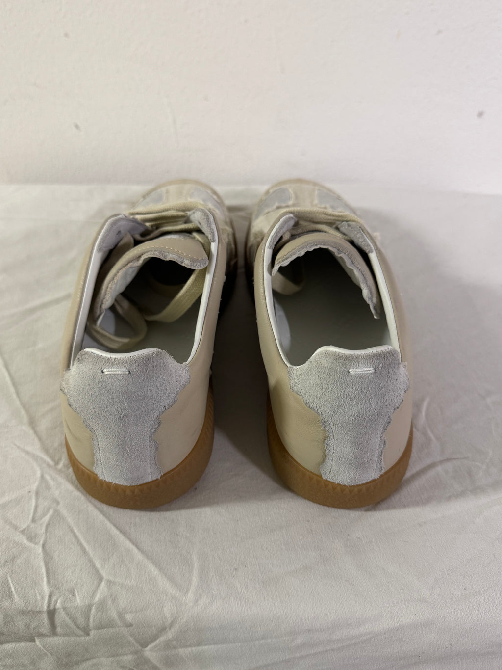 REPLICA GAT Low-Top Sneakers Inside Out