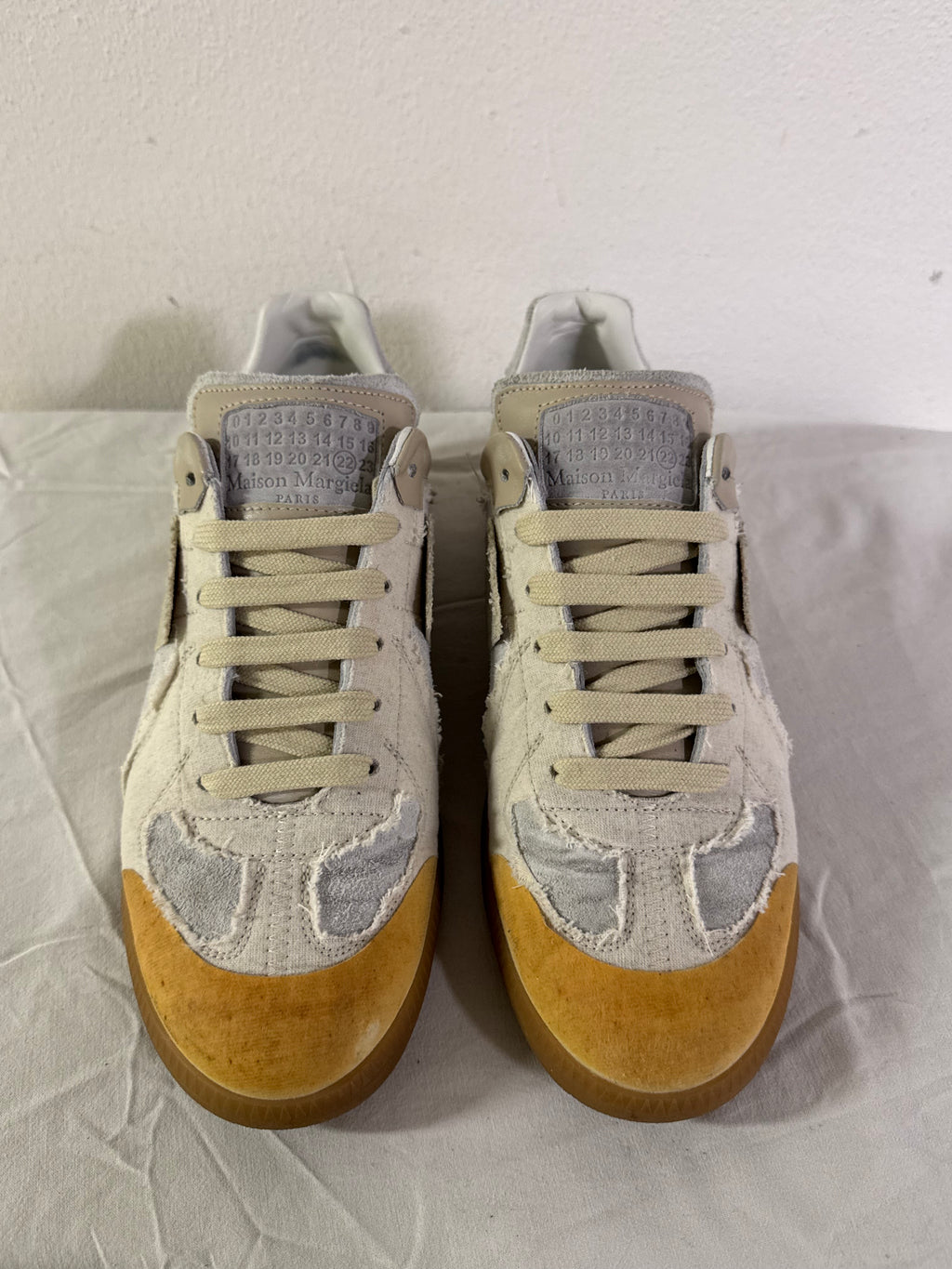 REPLICA GAT Low-Top Sneakers Inside Out