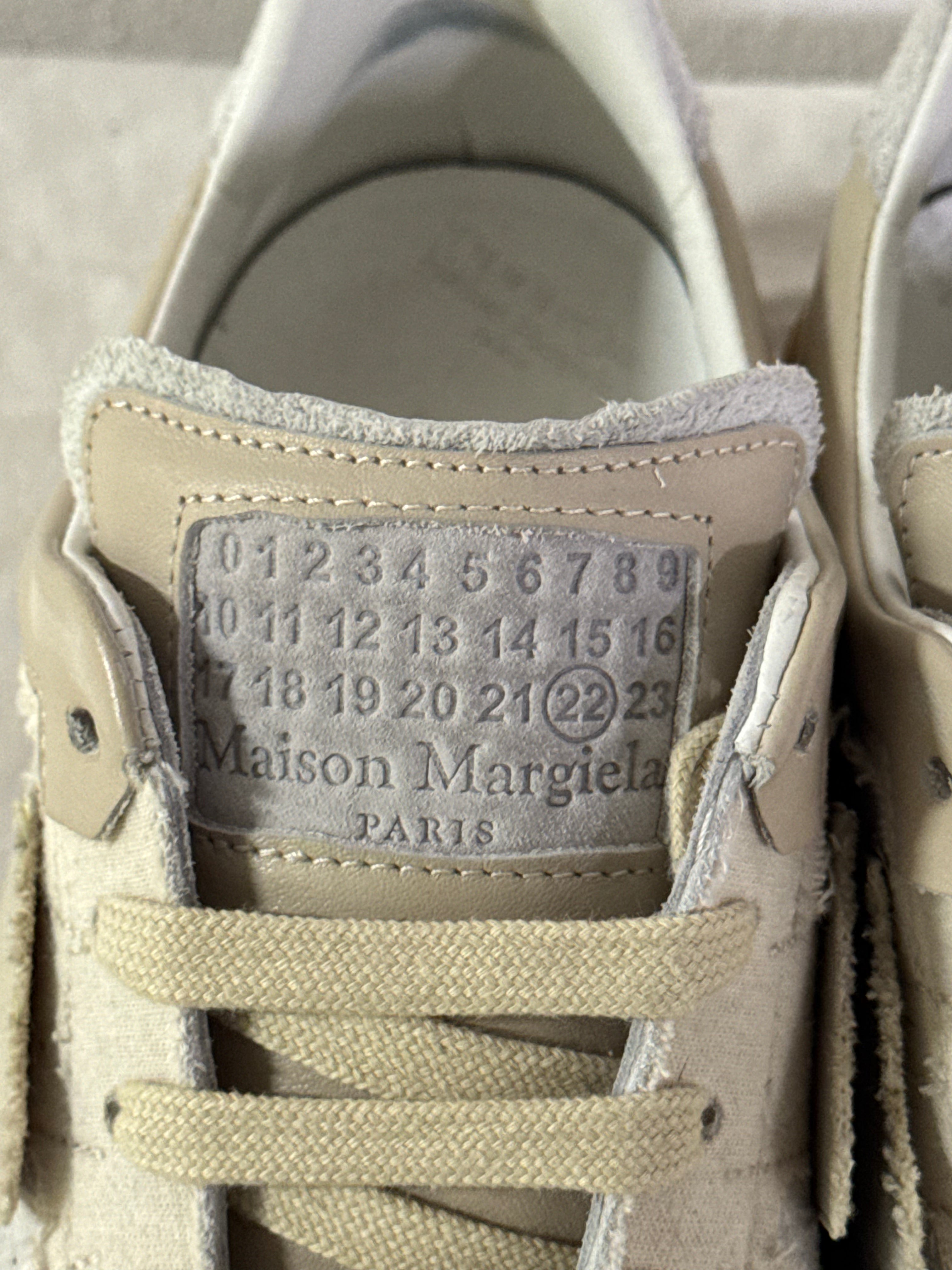 REPLICA GAT Low-Top Sneakers Inside Out