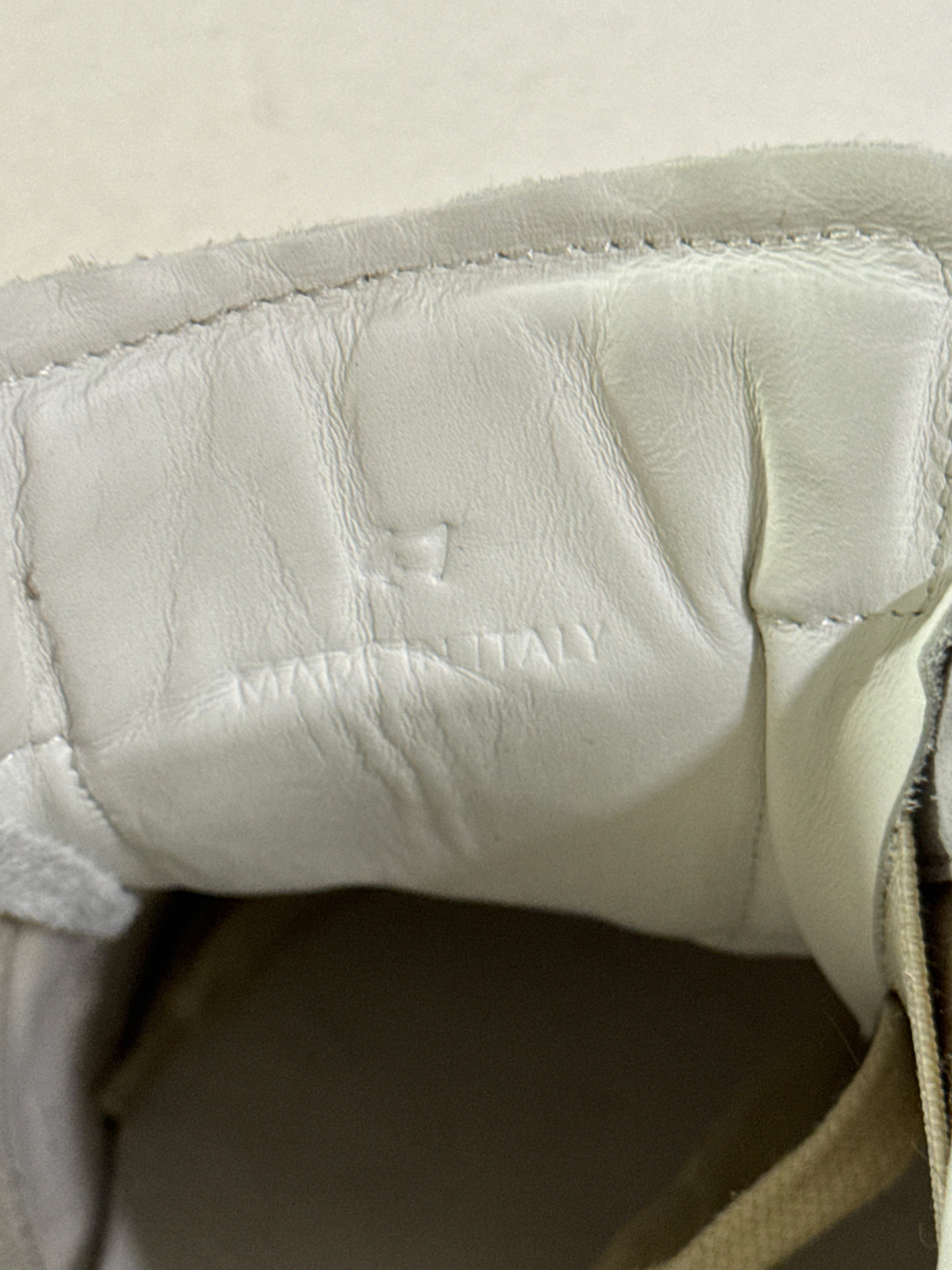 REPLICA GAT Low-Top Sneakers Inside Out