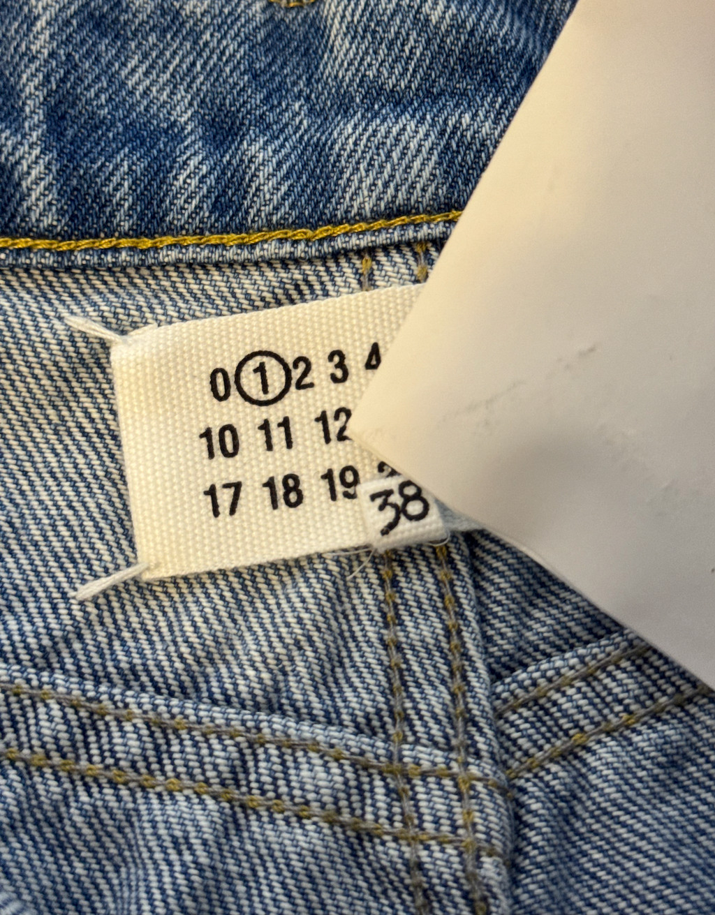 Cut-Out Jeans Blue
