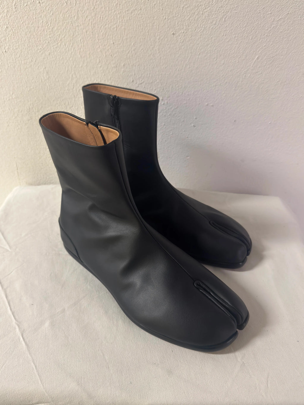 Tabi Flat Boots Black