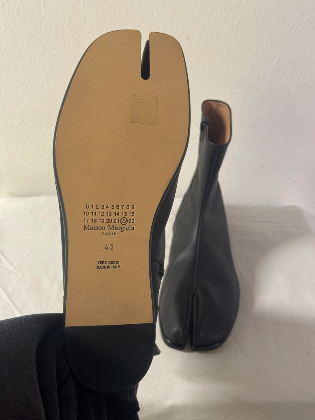 Tabi Flat Boots Black