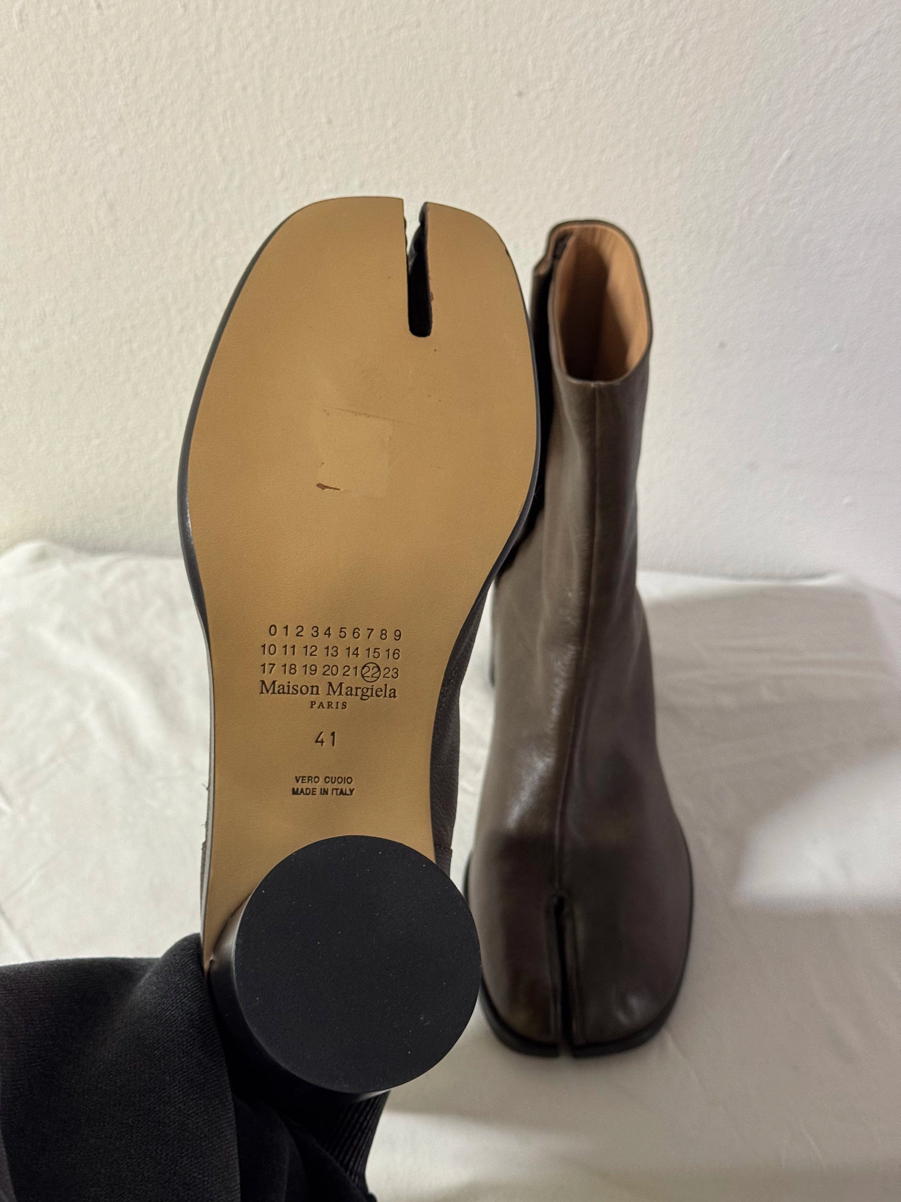 Tabi Ankle Boots Brown
