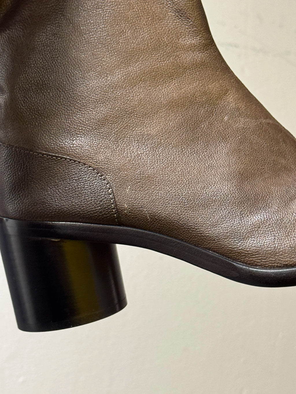 Tabi Ankle Boots Brown